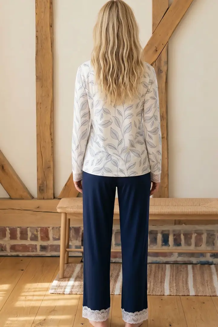 Desenli V Yaka Dantelli Viskon Örme Pijama Takım 26224663