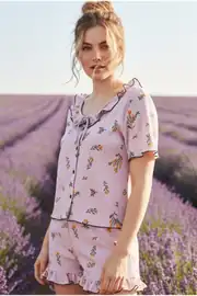 Lila