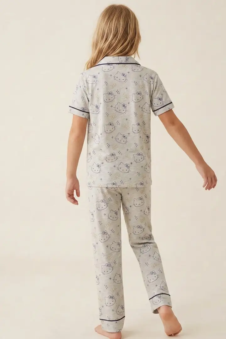 Hello Kitty Lisanslı %100 Pamuk Çok Renkli Düğmeli Biyeli Pijama Takım 26120451