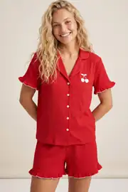 Kırmızı