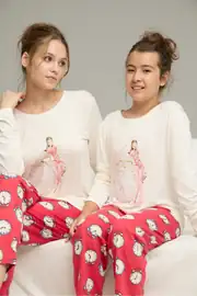 Ekru
