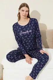 Lacivert