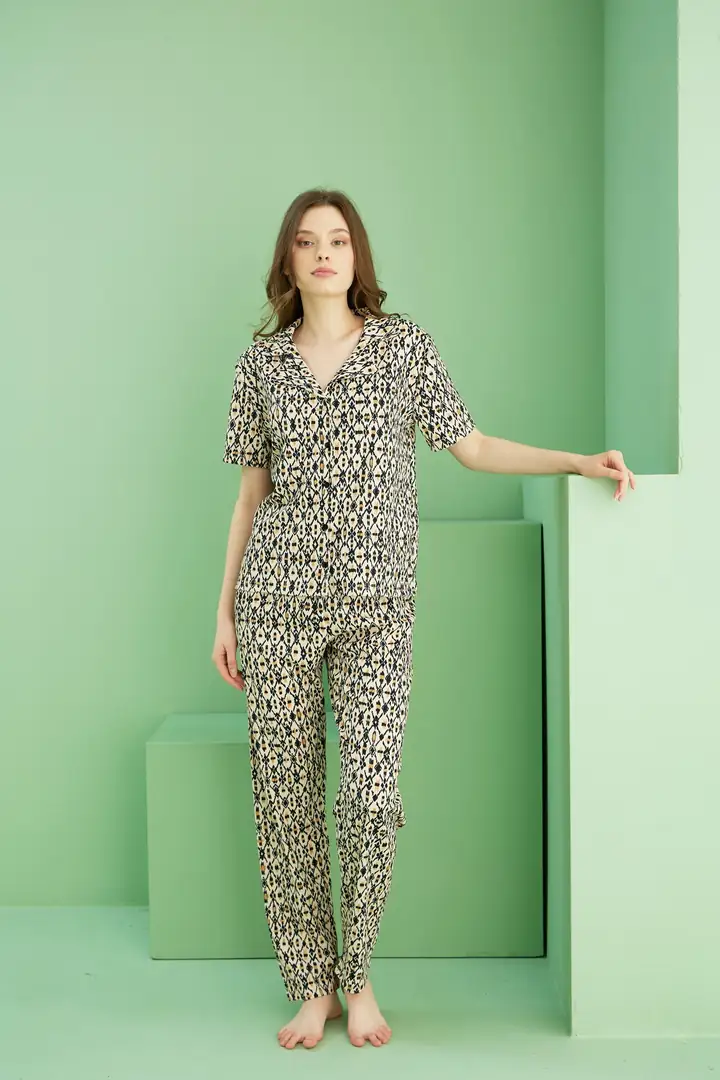 Bürümcük Krınkıl Kumaş Örme Düğmeli Pijama Takım25118549