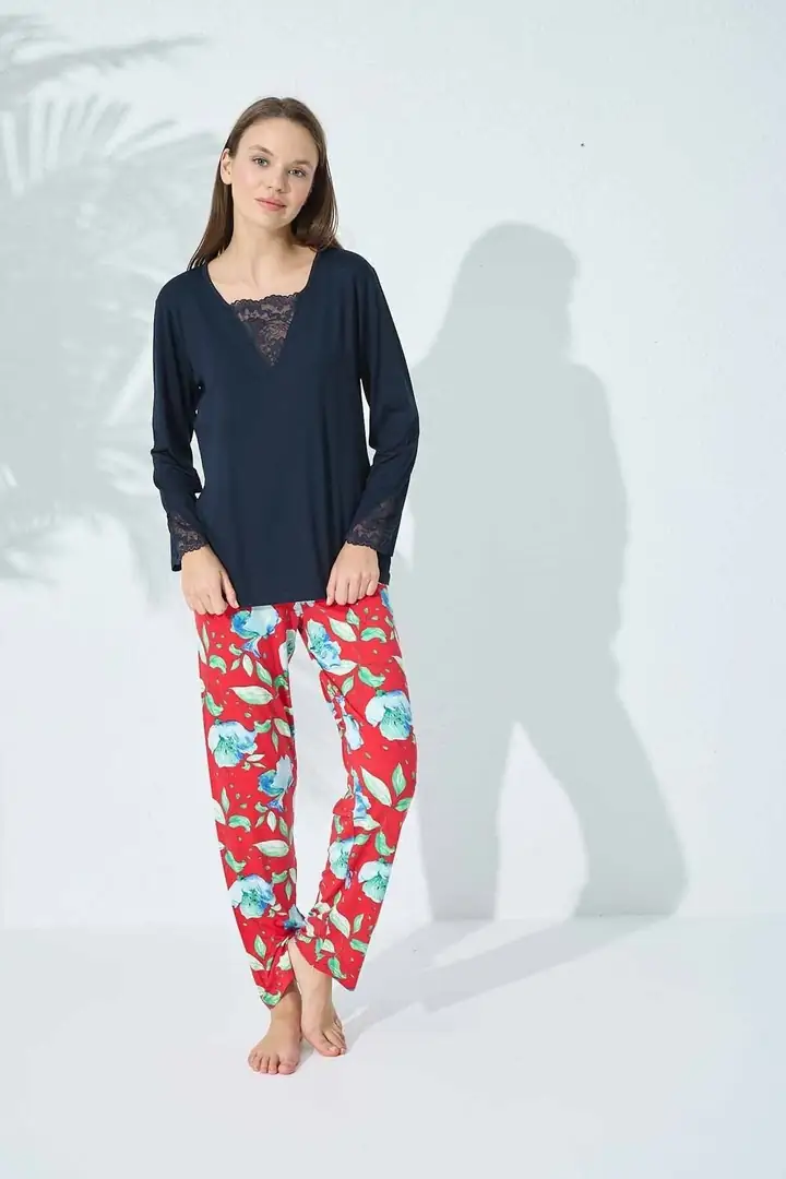 Dantel Detaylı Viskon Pijama Takım