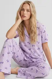 lila fiyonk
