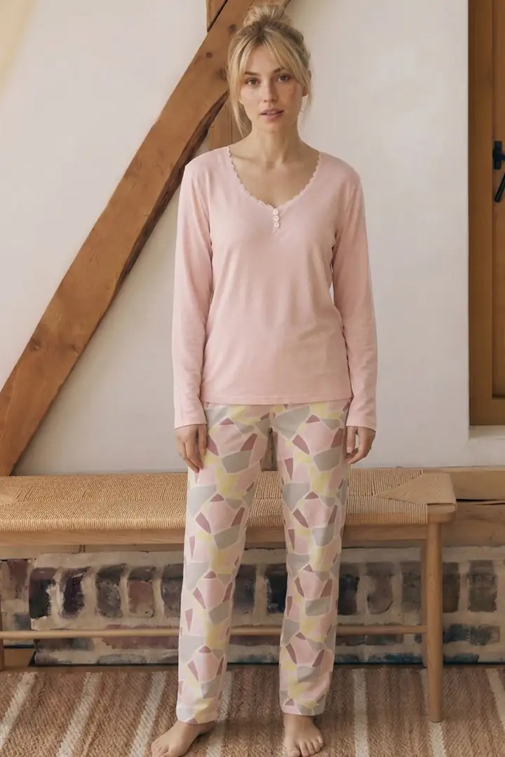 Açık Somon Desenli V Yaka Düğmeli Dantelli Viskon Örme Pijama Takım 26224612