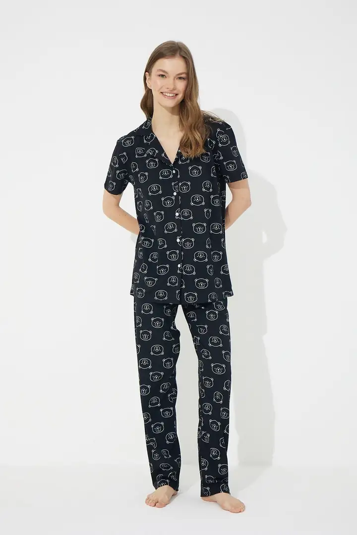 Kısa Kollu Pamuklu Düğmeli Pijama Takımı