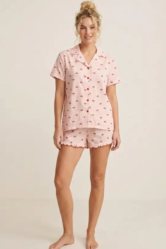 İnce Soft Örme Mevsimlik Düğmeli Şortlu Pijama Takımı 8044 - Somon