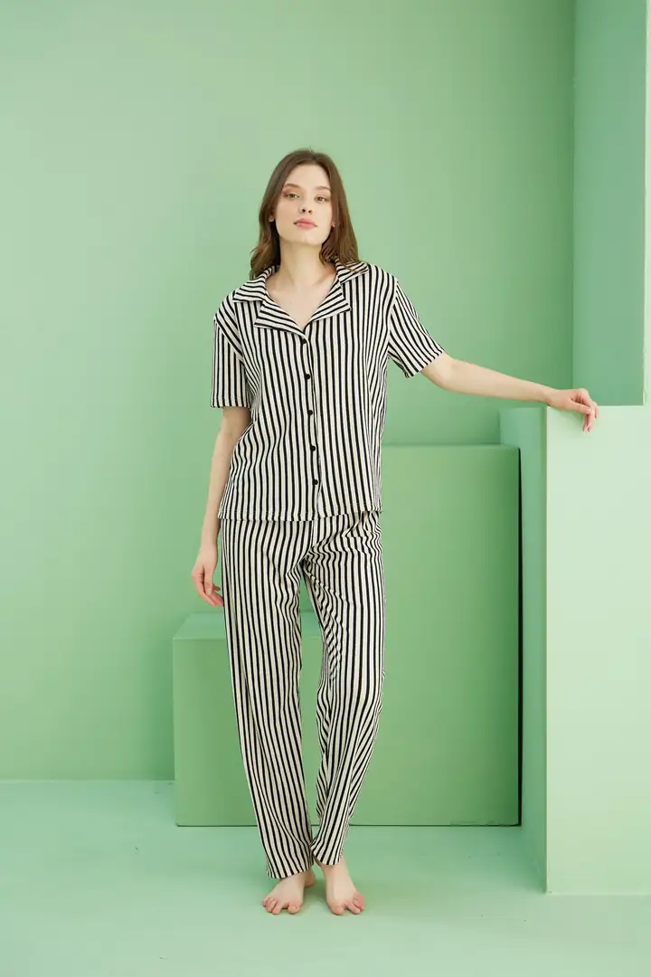 Bürümcük Krınkıl Kumaş Örme Düğmeli Pijama Takım25118553