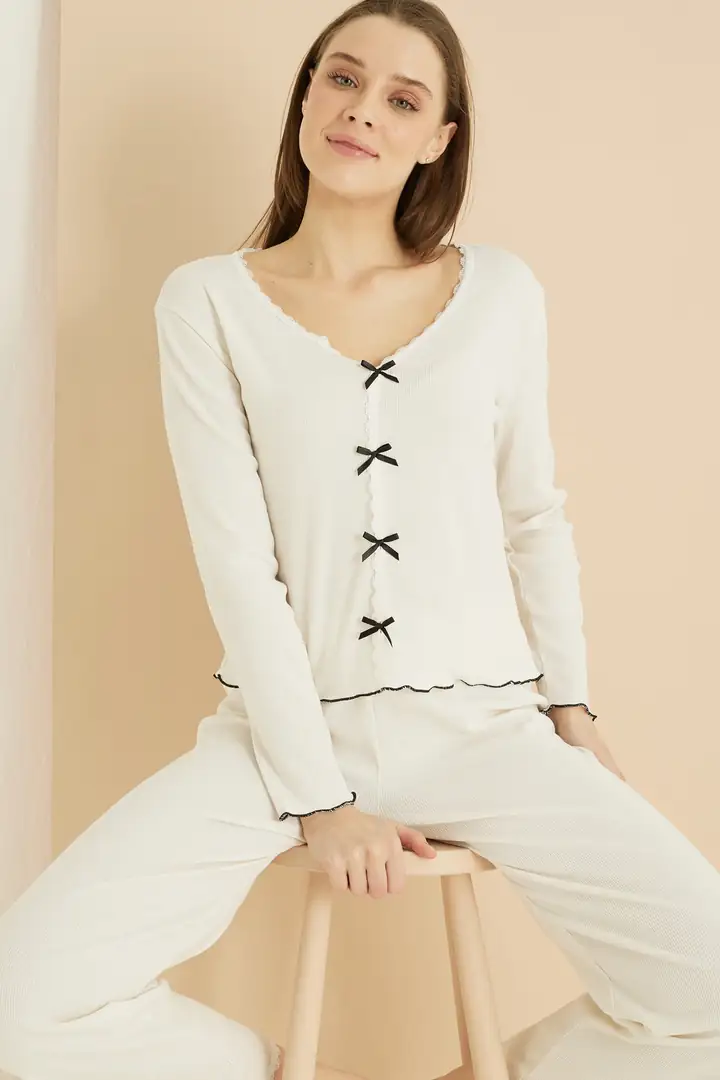 Dantelli Fiyonklu Fitilli Kaşkorse Örme Pijama Takım 7816