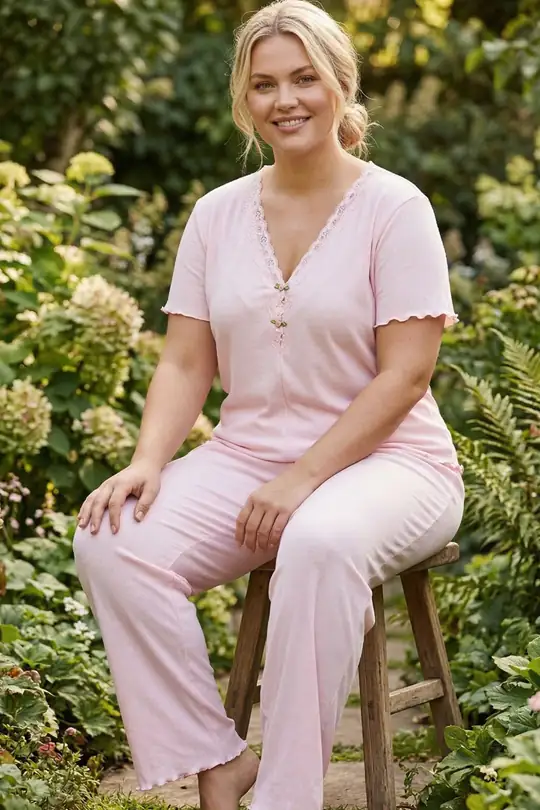 Dantel Detaylı Fitilli Büyük Beden Battal Boy Örme Pijama Takım 26120802 - Pembe