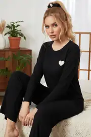 Siyah