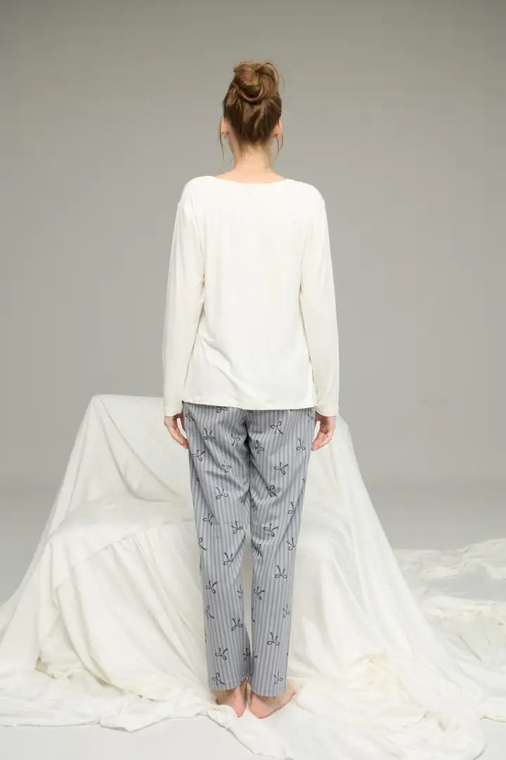 Ekru Kurdele Desenli Örme Pamuklu Pijama Takım 25240241