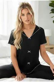 Siyah