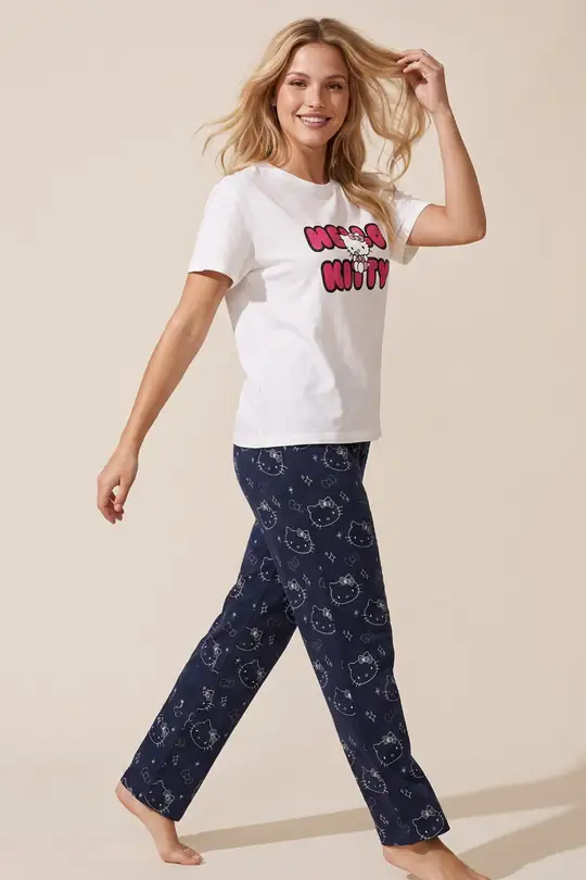 Hello Kitty Lisanslı %100 Pembe Çok Renkli Bisklet Yaka Pijama Takım 26120461