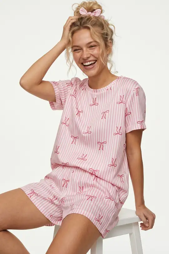 İnce Soft Örme Mevsimlik Şortlu Pijama Takımı 8045 - pembe fiyonk