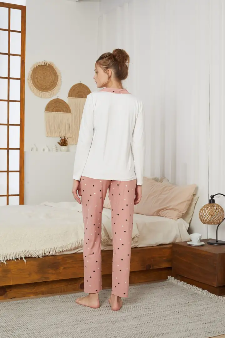 Ekru Yıldız Desenli Gömlek Yaka Düğmeli Milan Örme Pijama Takım 25224001