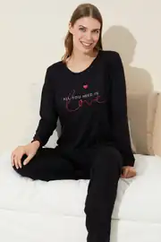 Siyah
