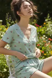 YEŞİL