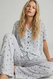 lacivert fiyonk