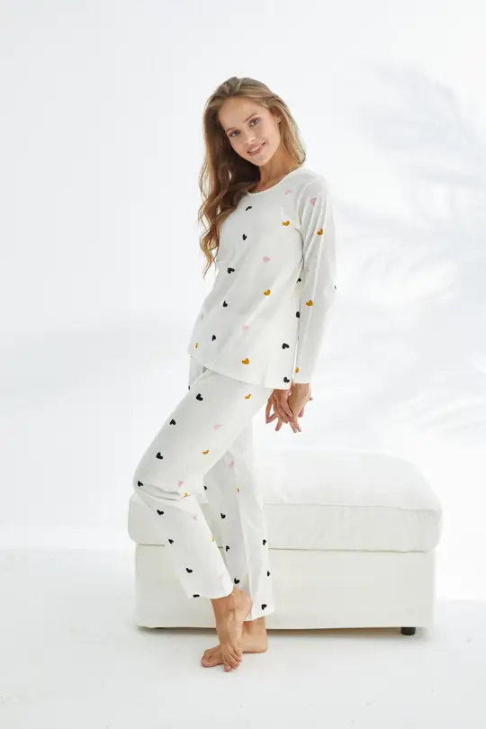 Pamuklu Pijama Takımı - beyaz renkli kalp