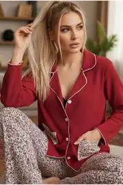 beyaz pembe çiçek