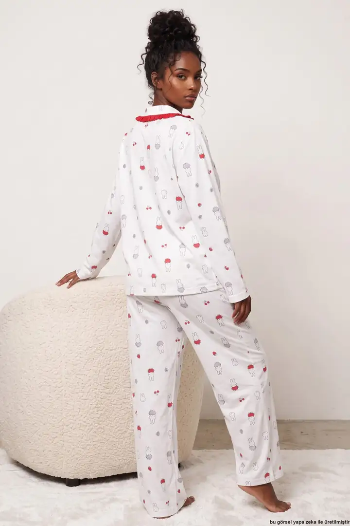 Desenli Cepli Fırfırlı Yumuşak Tuşe Kışlık Düğmeli Örme Pijama Takımı 8081