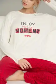 Ekru