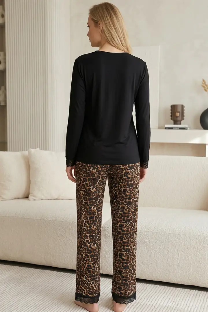 Siyah Leopar Desenli Pamuklu Likralı Örme Pijama Takım 26240337