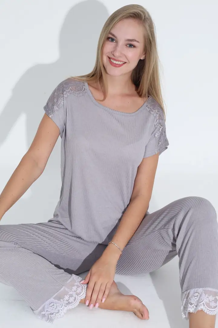 Dantel Detaylı Soft Touch İnce Örme Pijama Takım