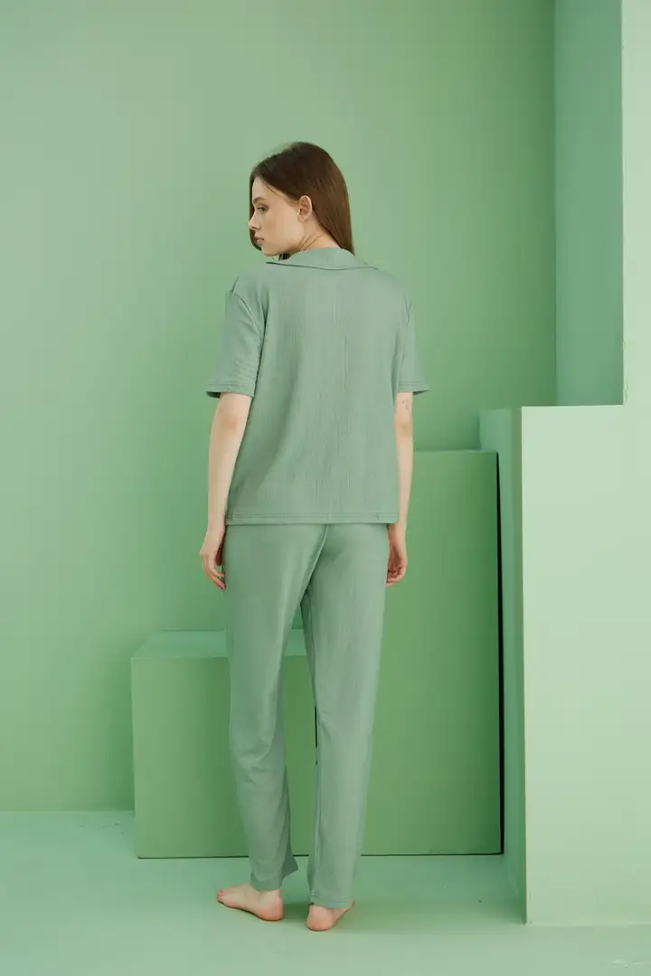 Yeşil Bürümcük Krınkıl Kumaş Örme Düğmeli Pijama Takım 25118570