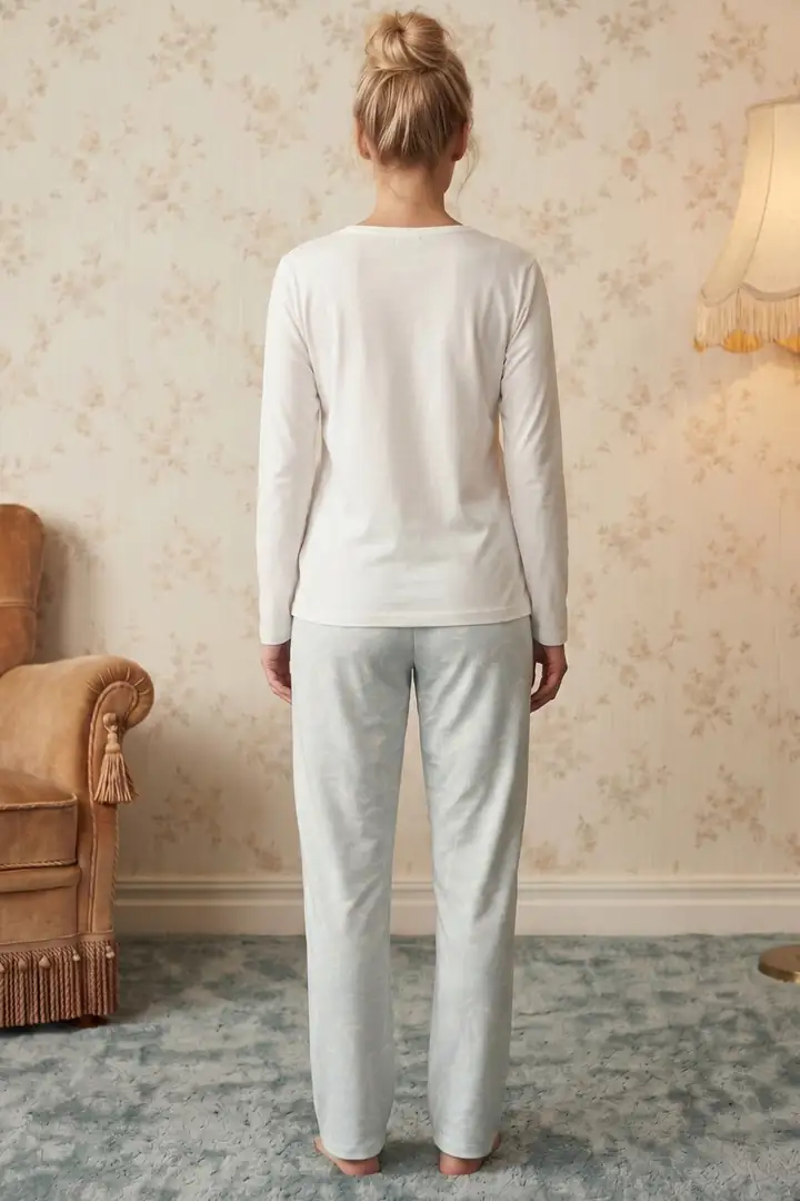Ekru Desenli V Yaka Nakışlı Viskon Örme Pijama Takım 26224647