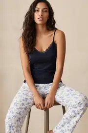 Lacivert