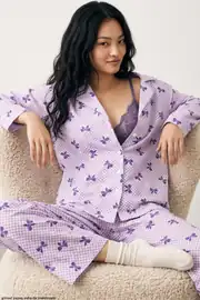lila fiyonk