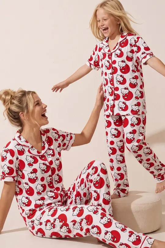 Hello Kitty Lisanslı %100 Pamuk Pembe Çok Renkli Düğmeli Biyeli Pijama Takım 26120451 - Beyaz