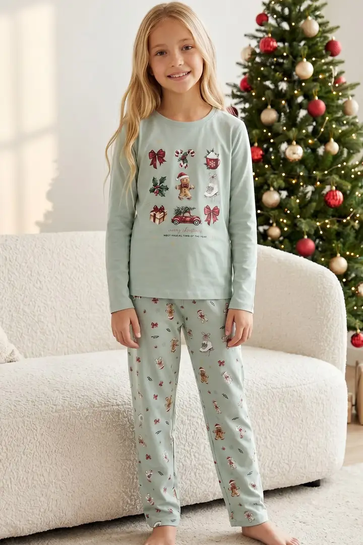 Yılbaşı Temalı Pamuklu Likralı Örme Pijama Takım 26241180