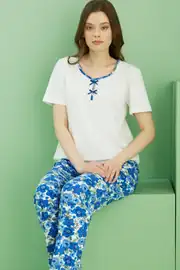 Ekru