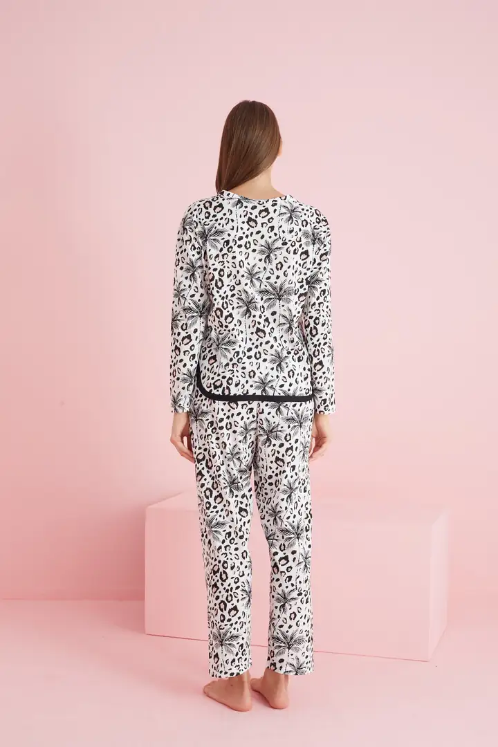 Biyeli Örme Pijama Takım 7777