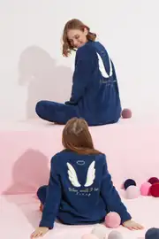 Lacivert