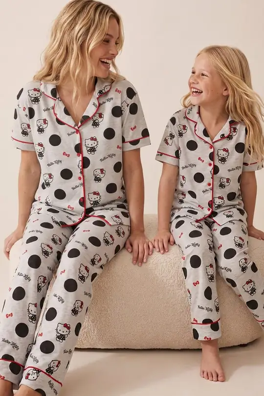 Hello Kitty Lisanslı %100 Pamuk Pembe Çok Renkli Düğmeli Biyeli Pijama Takım 26120451 - Gri Melanj