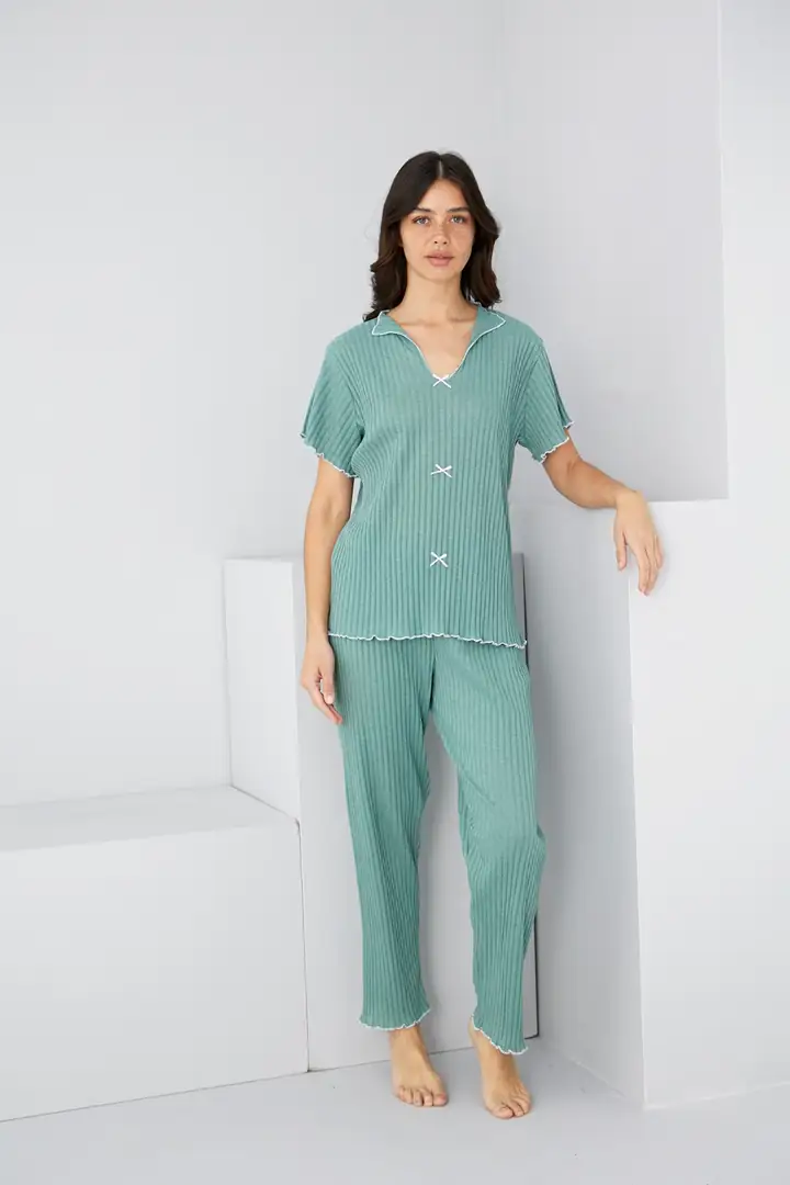 Mevsimlik İnce Fiyonklu Pijama Takım7879