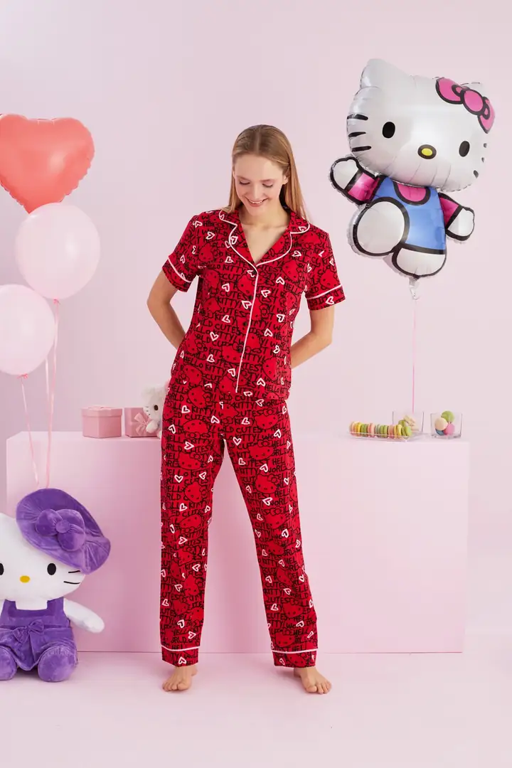 Lisanslı %100 Pamuk Çok Renkli Düğmeli Biyeli Pijama Takım
